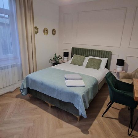 Brama Lwowska Apartamenty - Wiecej Na Www,Bramalwowska,Pl Zamość Exterior foto